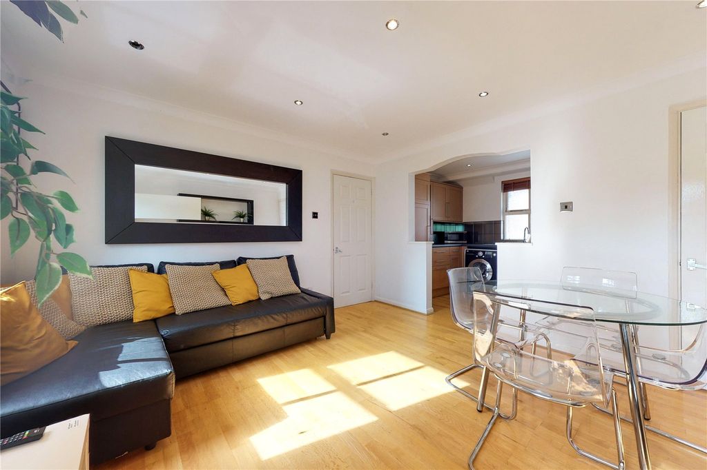 Property photo 3 of 10 Picture No. 06