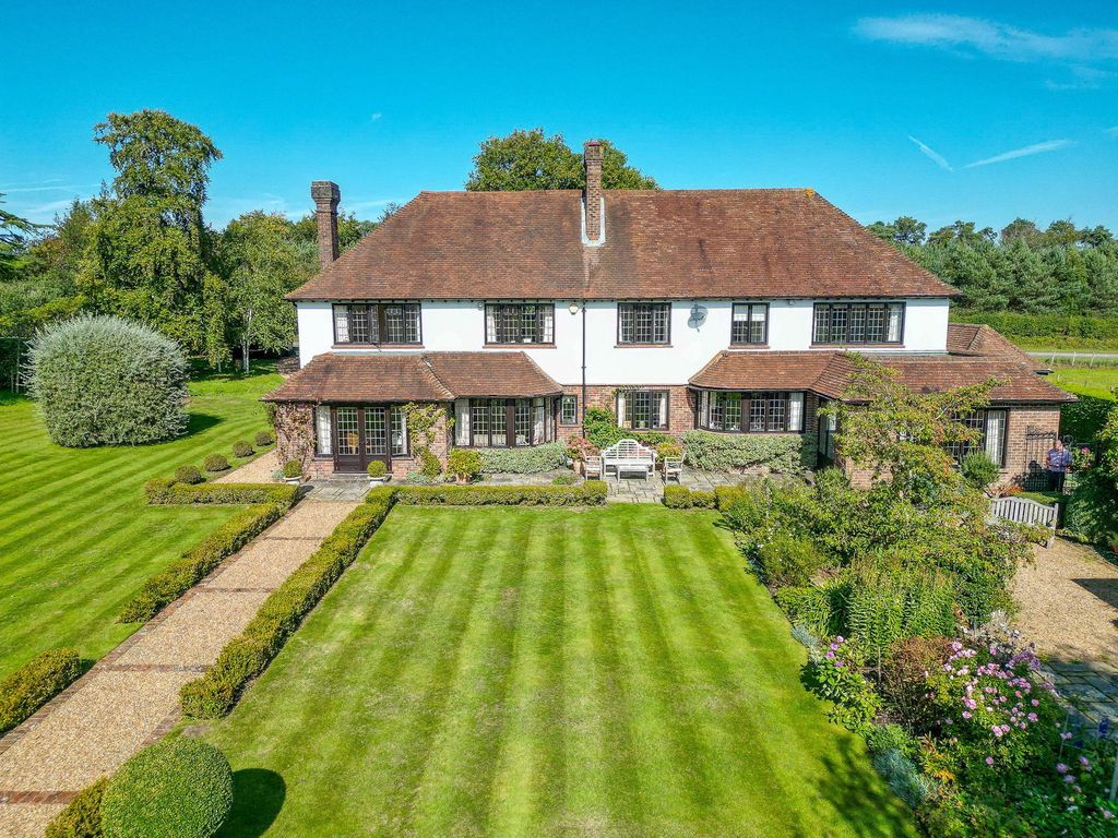 5 bed detached house for saleWesterham Road, Oxted, Surrey RH8