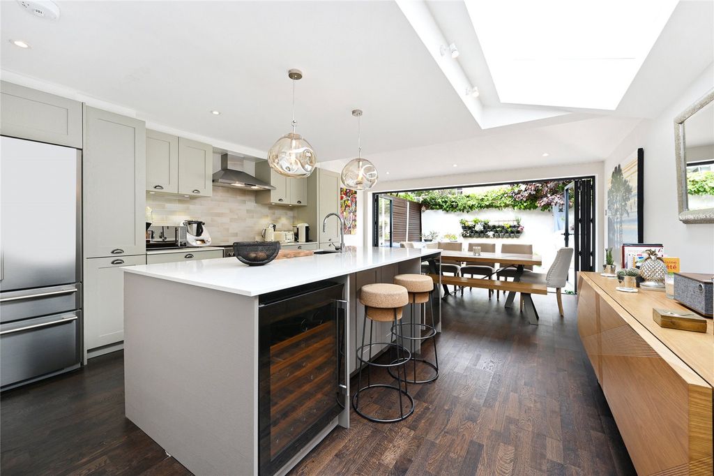 Property photo 1 of 13 Kitchen
