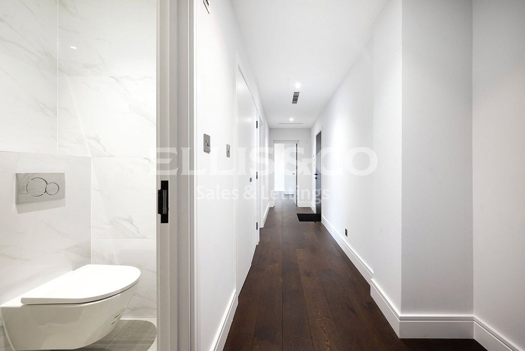 Property photo 3 of 11 Picture No. 07