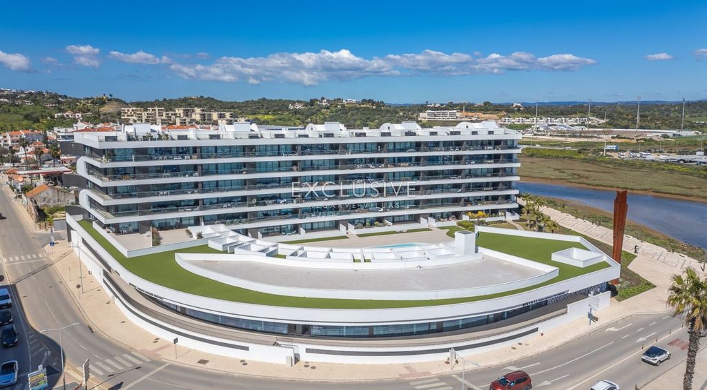 Property photo 2 of 26