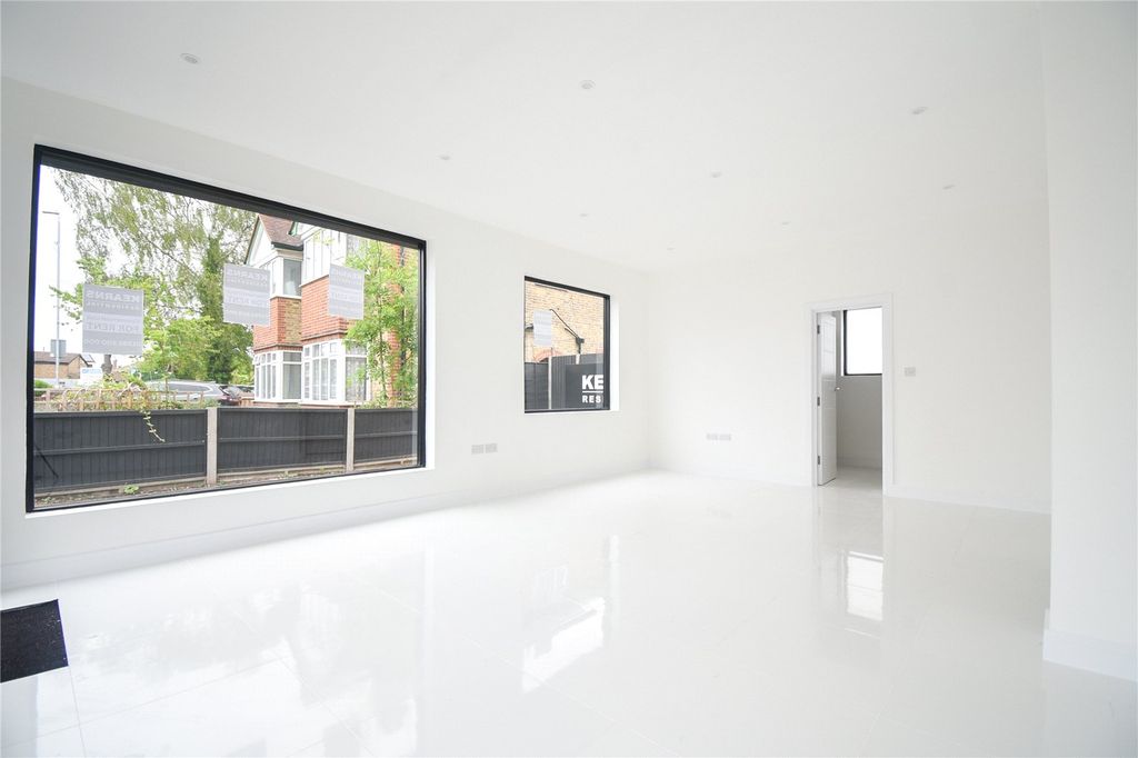 Property photo 3 of 8 Picture No. 03