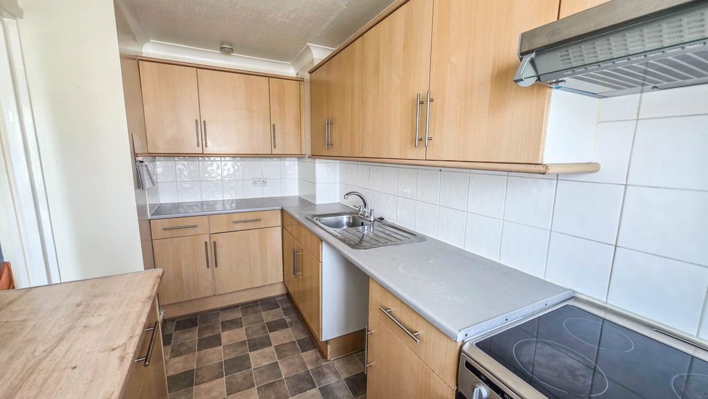 Property photo 3 of 13 Picture No. 37