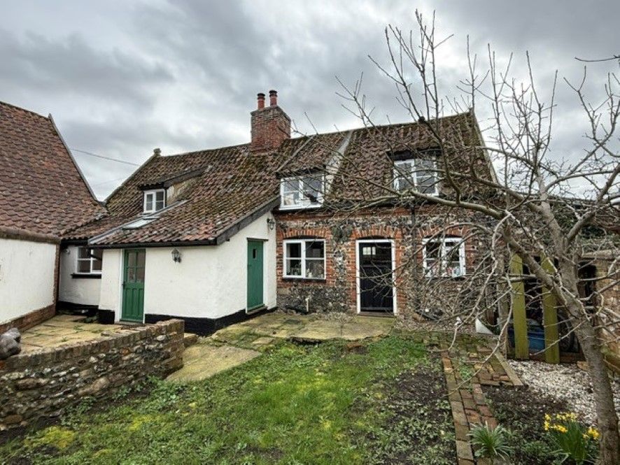 Property photo 2 of 16