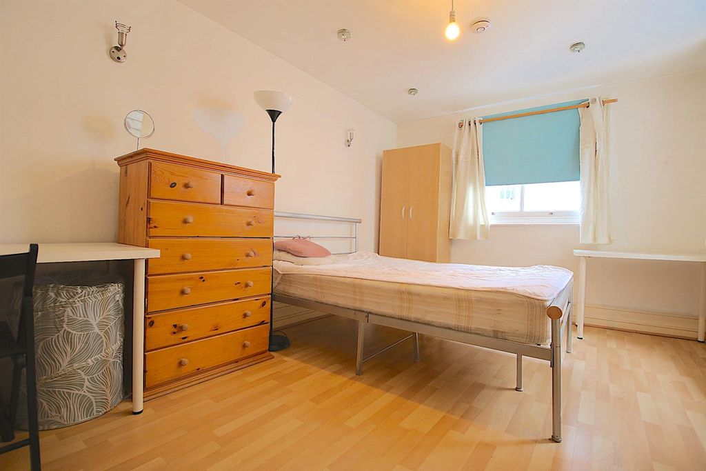 Property photo 3 of 4 Img_8166.Jpg