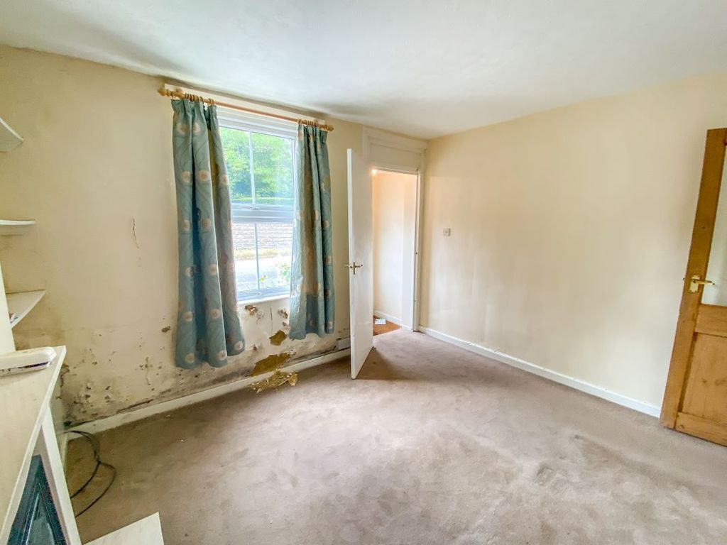 Property photo 3 of 10 Image 3