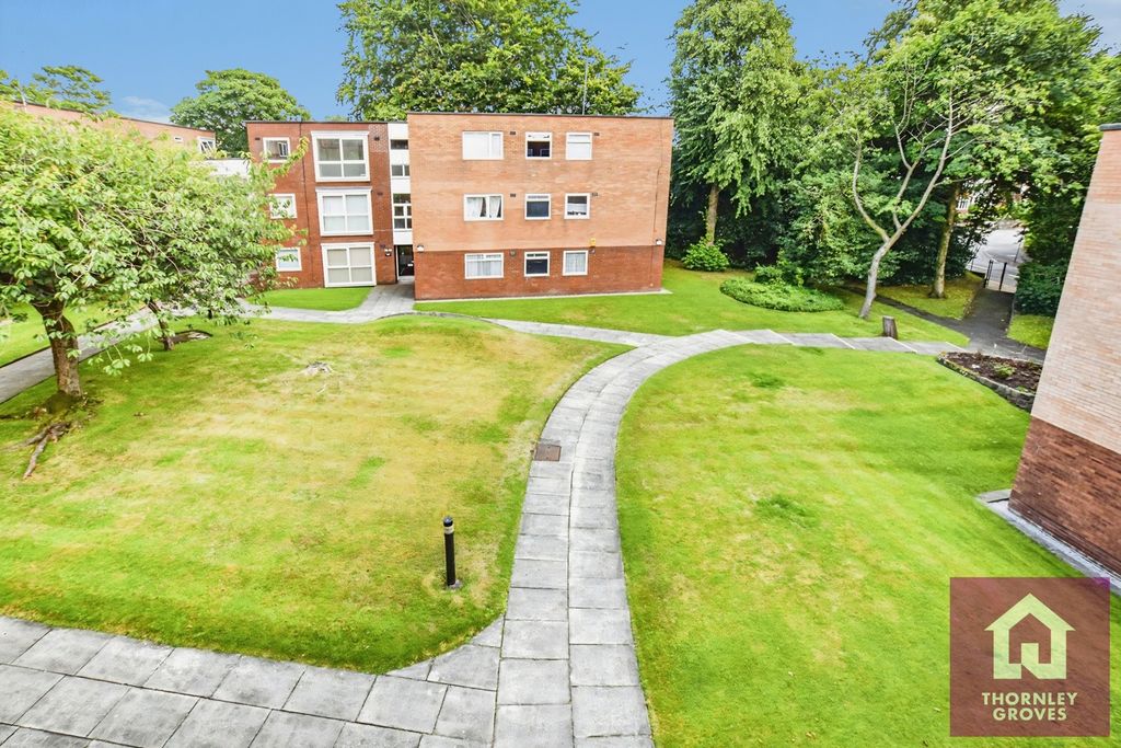 Property photo 2 of 15 Pbox-Img.Jpg