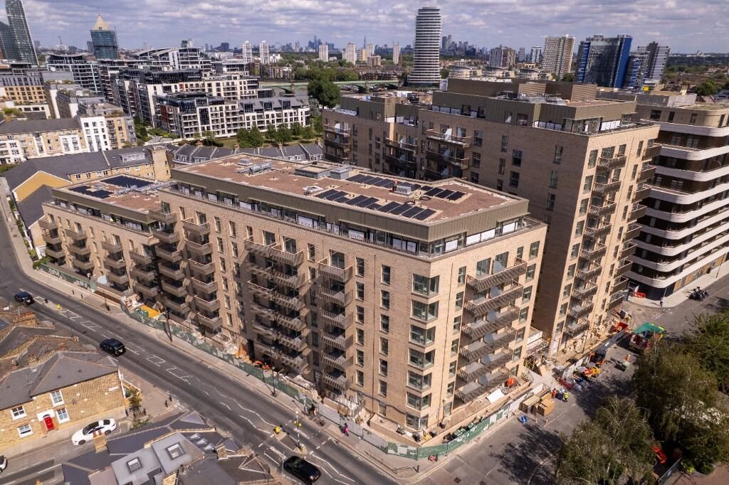 Property photo 2 of 14