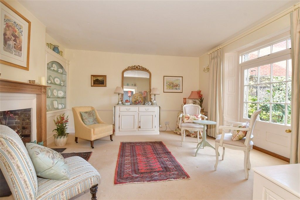 Property photo 2 of 22 Dining Room