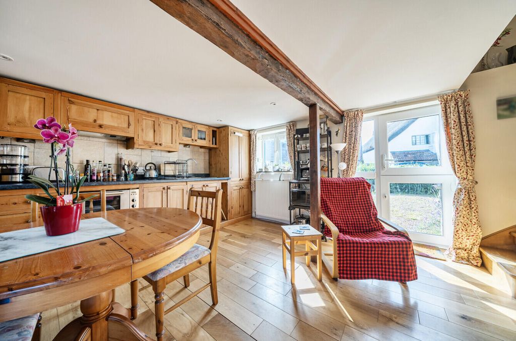 Property photo 2 of 16 Dining Area