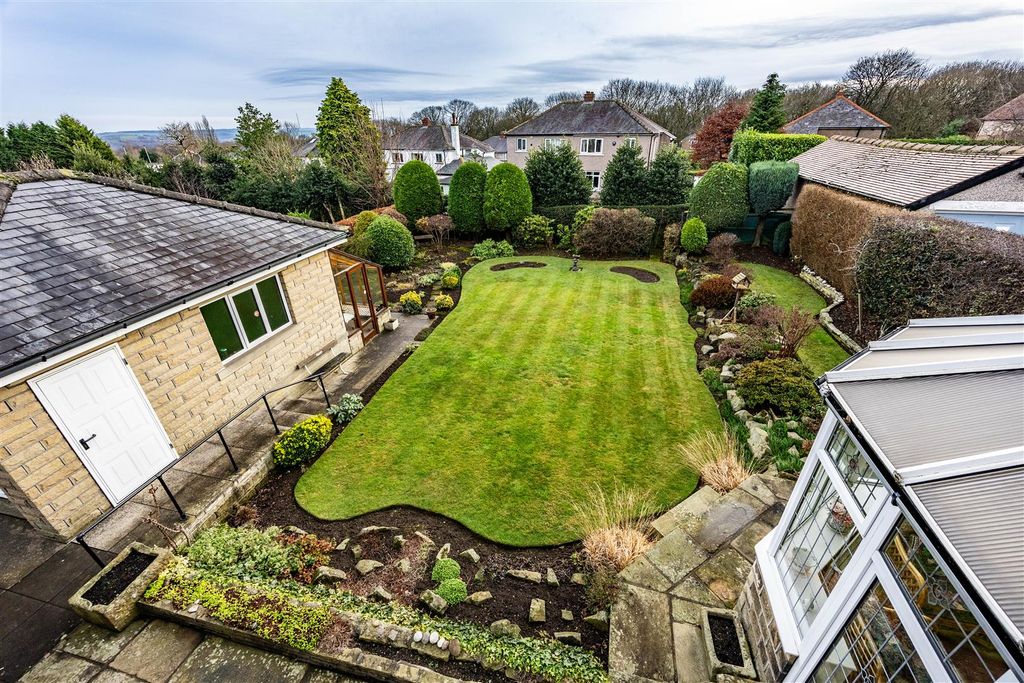 Property photo 2 of 37 11Frhudds-041224-28.Jpg