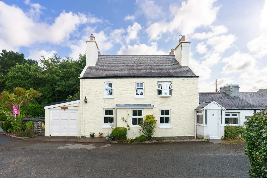 Property photo 1 of 27
