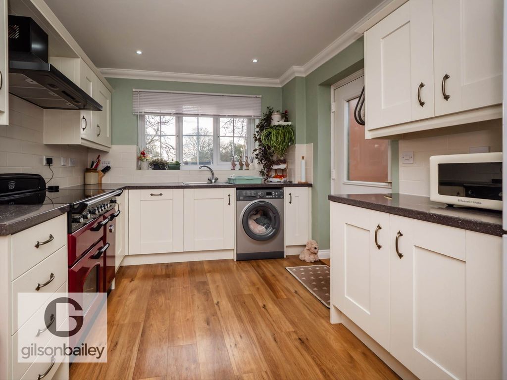 Property photo 2 of 24