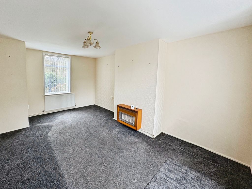 Property photo 2 of 14 Living Room