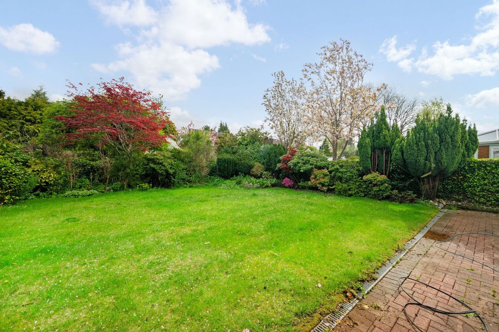 Property photo 2 of 24