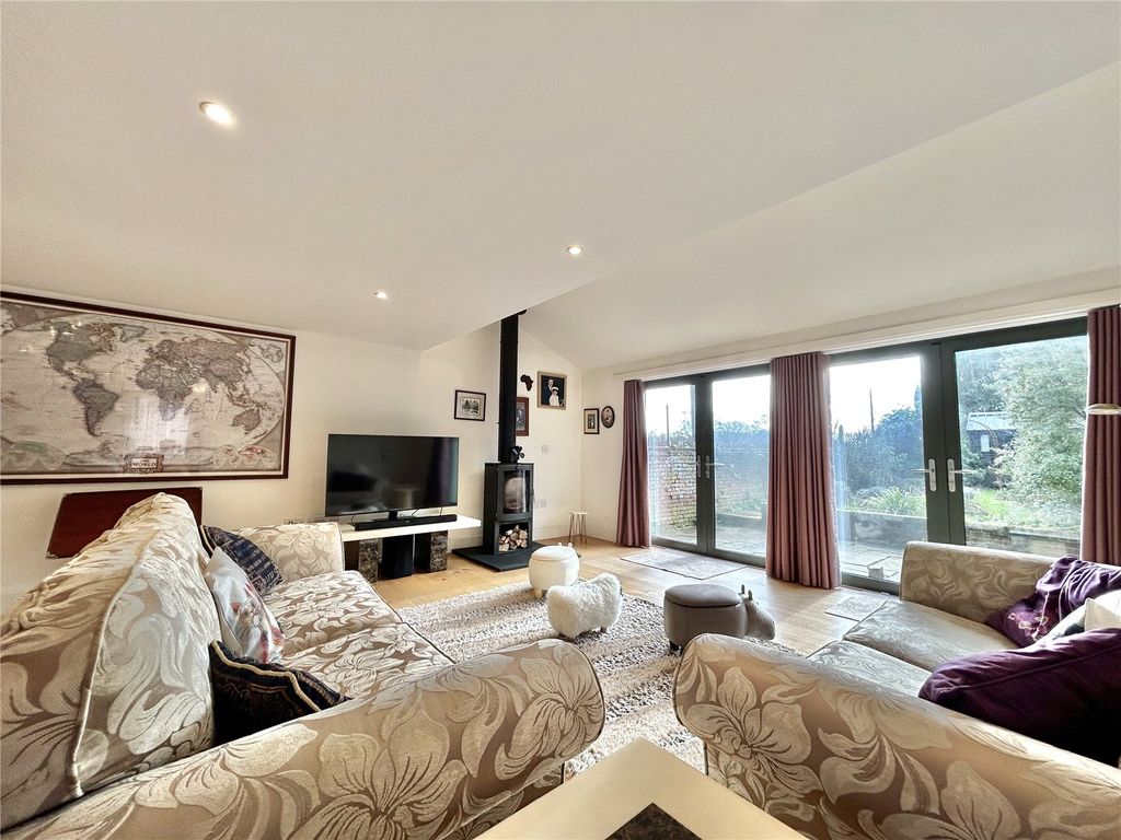 Property photo 3 of 17 Picture No. 09