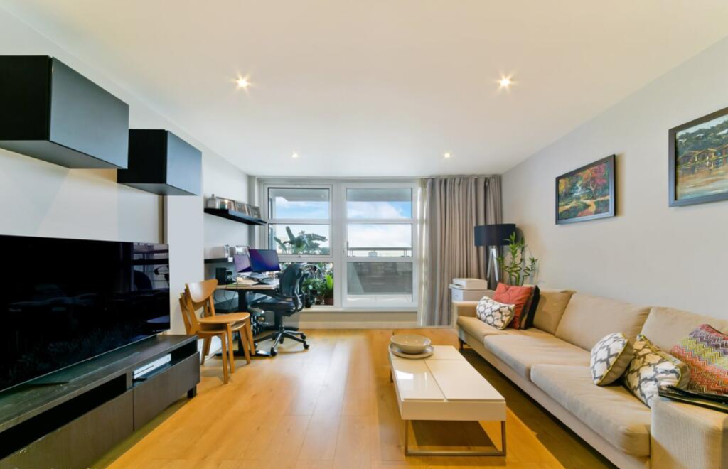 Property photo 2 of 8 2