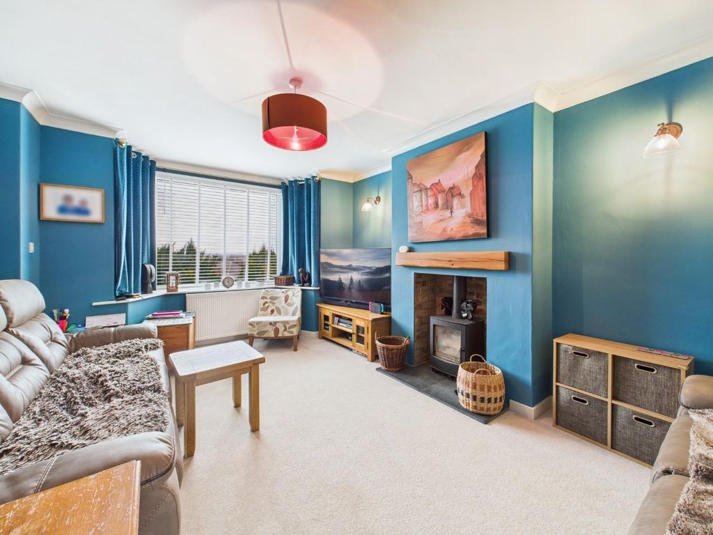 Property photo 2 of 16 Cam04899G0-Pr0212-Still001.Jpg