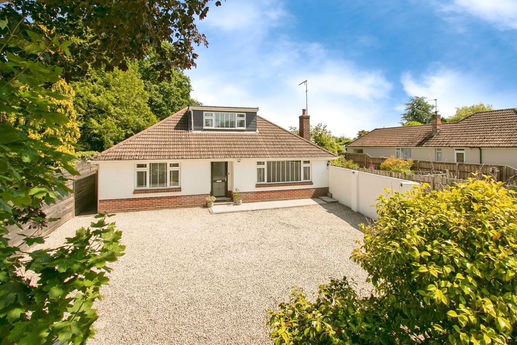 Property photo 1 of 19 Front