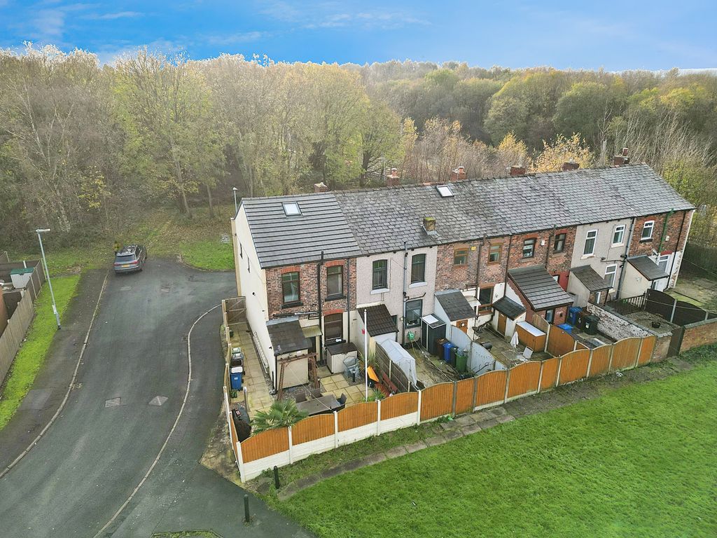 Property photo 2 of 24