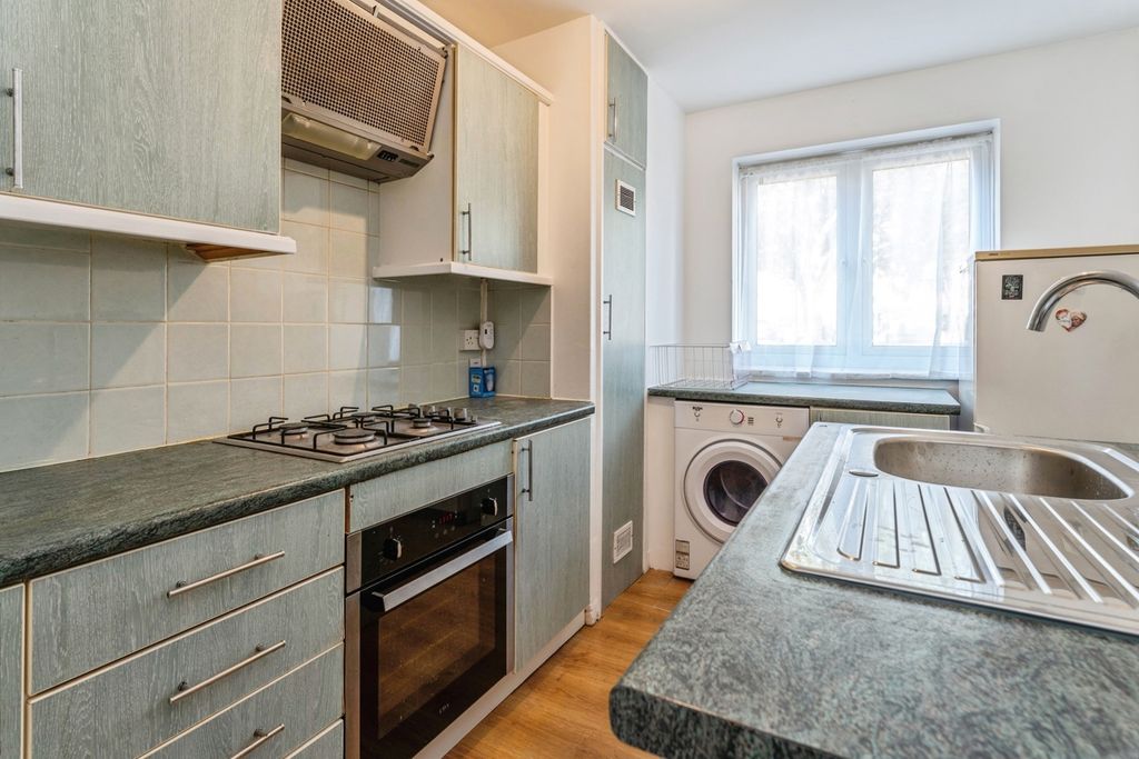 Property photo 2 of 13 Pbox-Img.Jpg