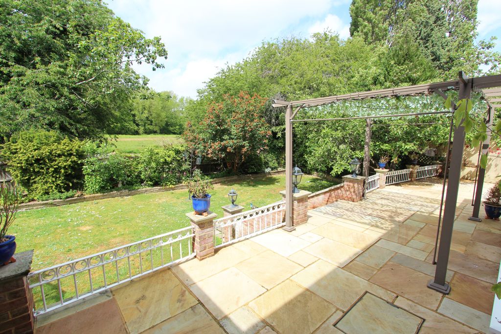 Property photo 2 of 27 Img_4731A