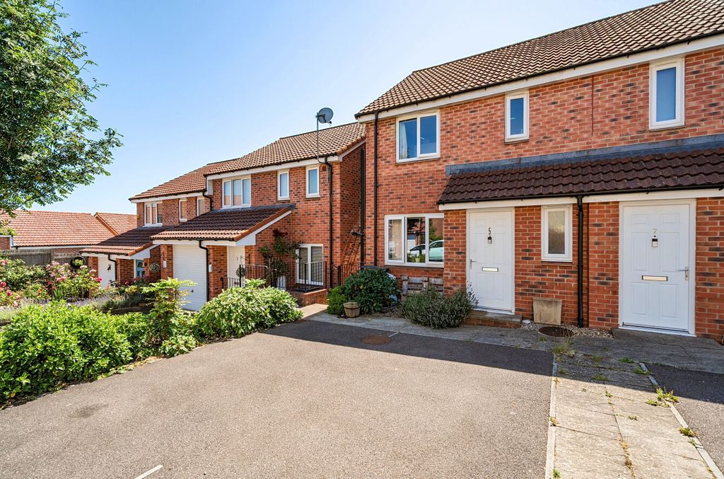 Property photo 1 of 23 1471048-18-6A54Cf...