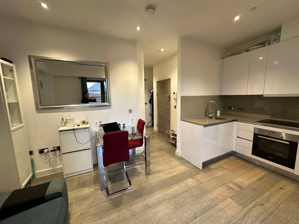 Property photo 2 of 12