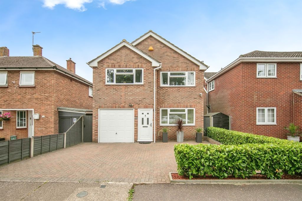 Property photo 1 of 17