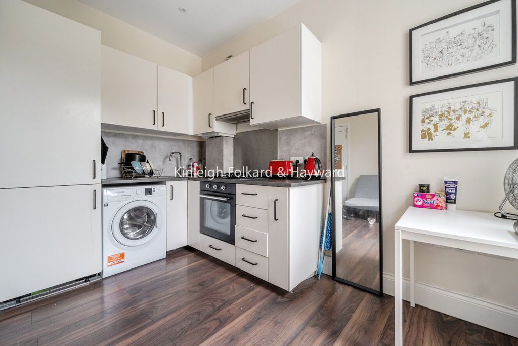 Property photo 2 of 14 Picture No. 02