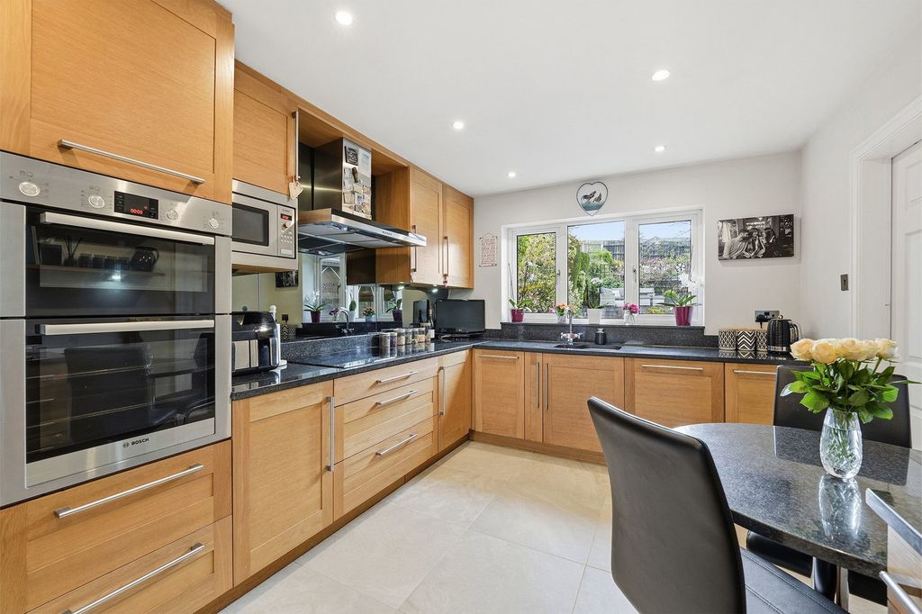 Additional image 6 of 4 bed detached house for saleClarendon Drive, Macclesfield SK10