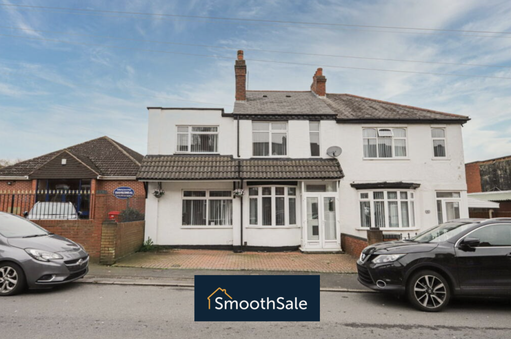 Property photo 1 of 12