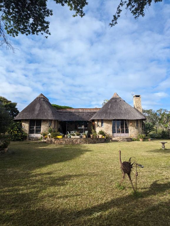 Property photo 1 of 12