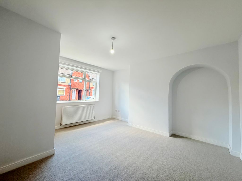 Property photo 2 of 22 Image