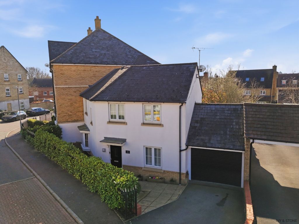 Property photo 3 of 31 4989722