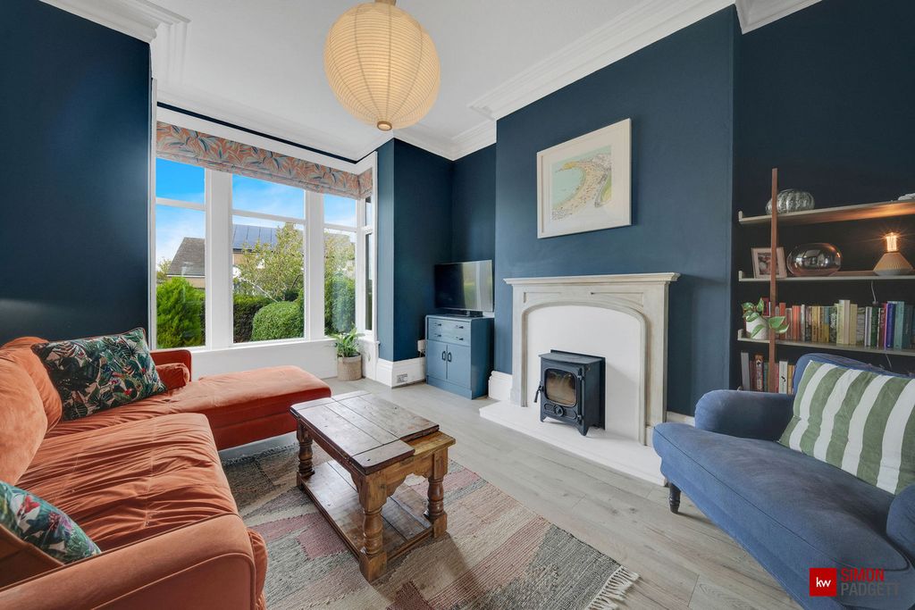 Property photo 1 of 36