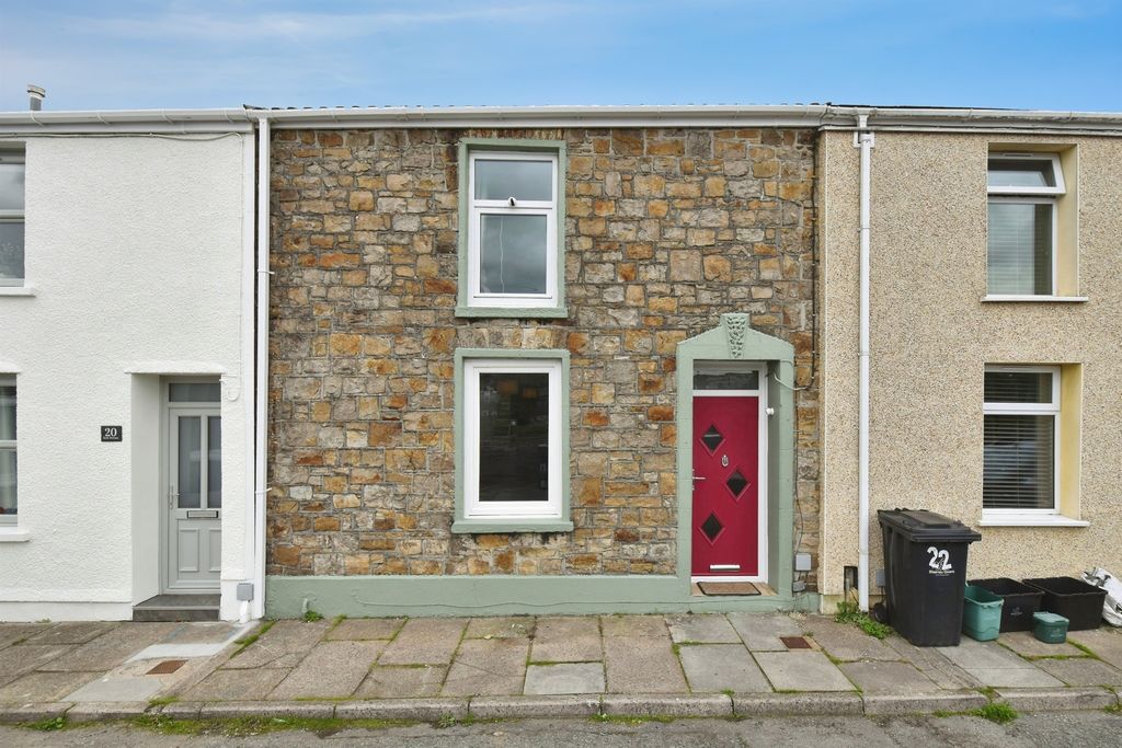 Property photo 1 of 30