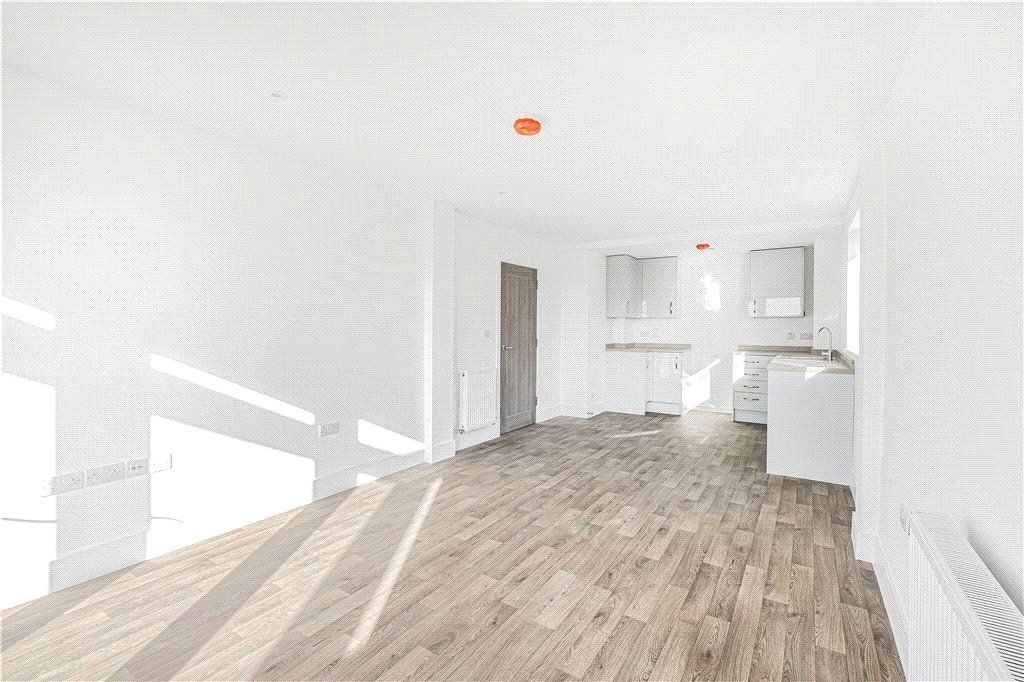 Property photo 1 of 12 Living Room