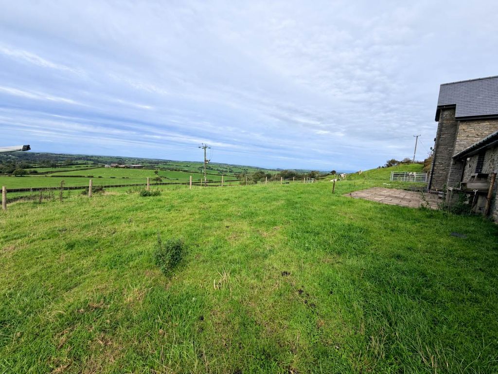 Property photo 2 of 2 View Tanglogau