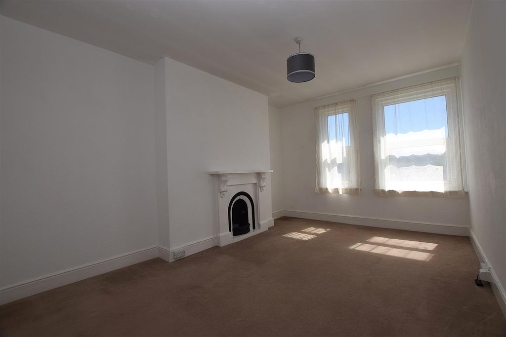 Property photo 2 of 5 Dsc_1037.Jpg