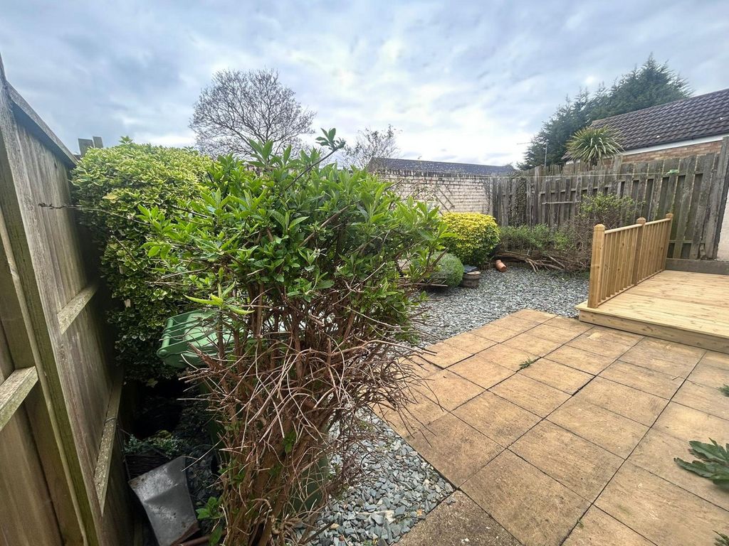 Property photo 3 of 22