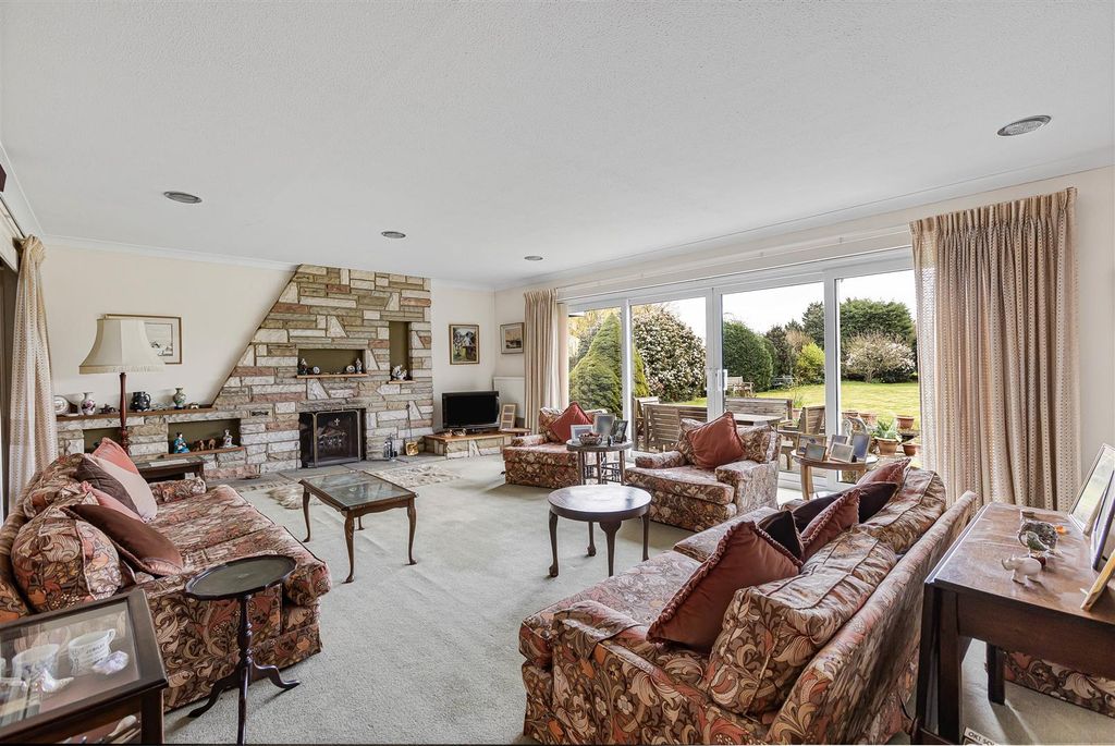 Property photo 2 of 31 35_75573.Jpg