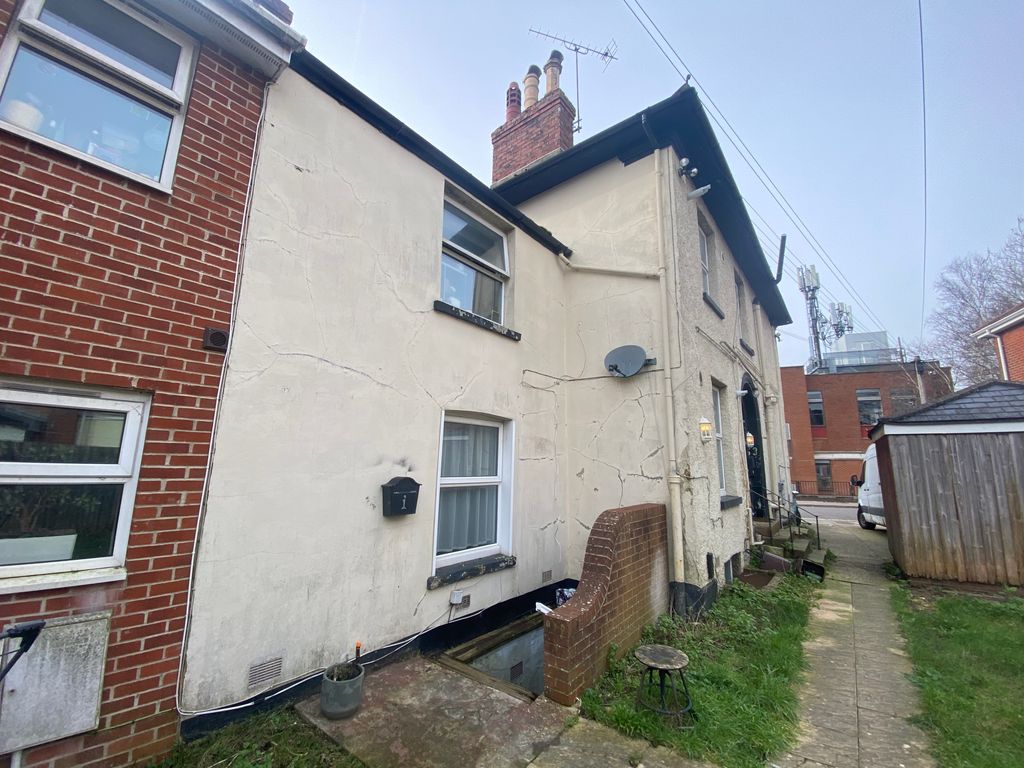 Property photo 1 of 7