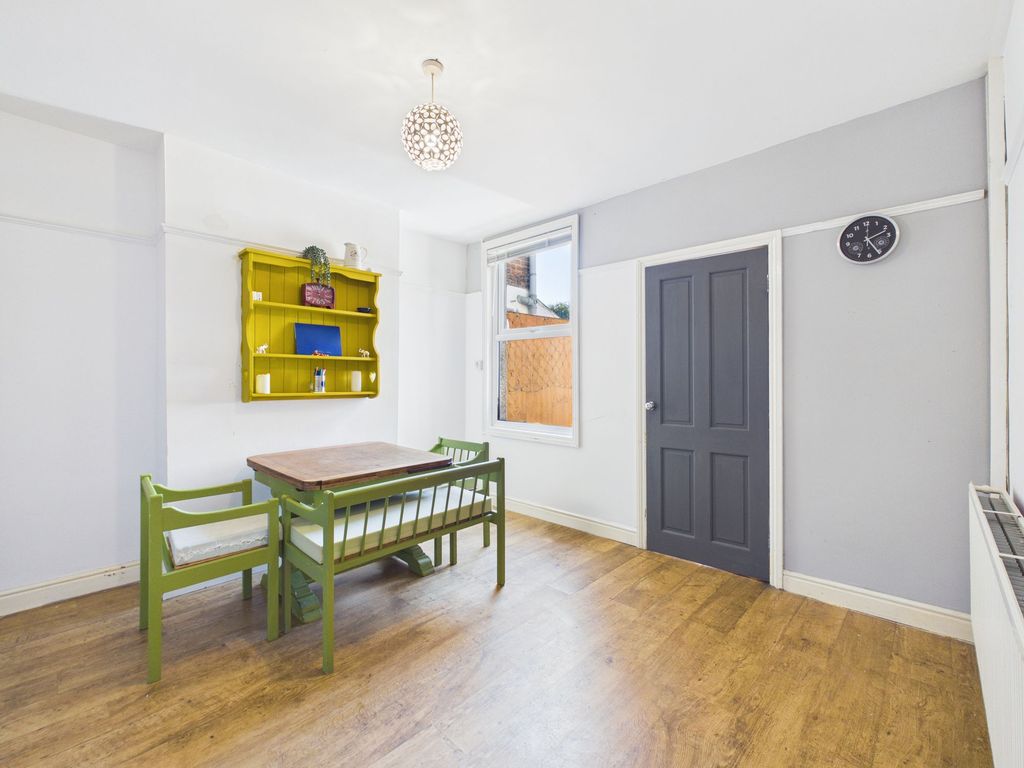 Property photo 3 of 10 Dining Room