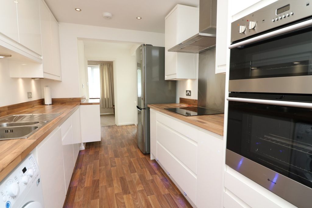 Property photo 3 of 21 4282694