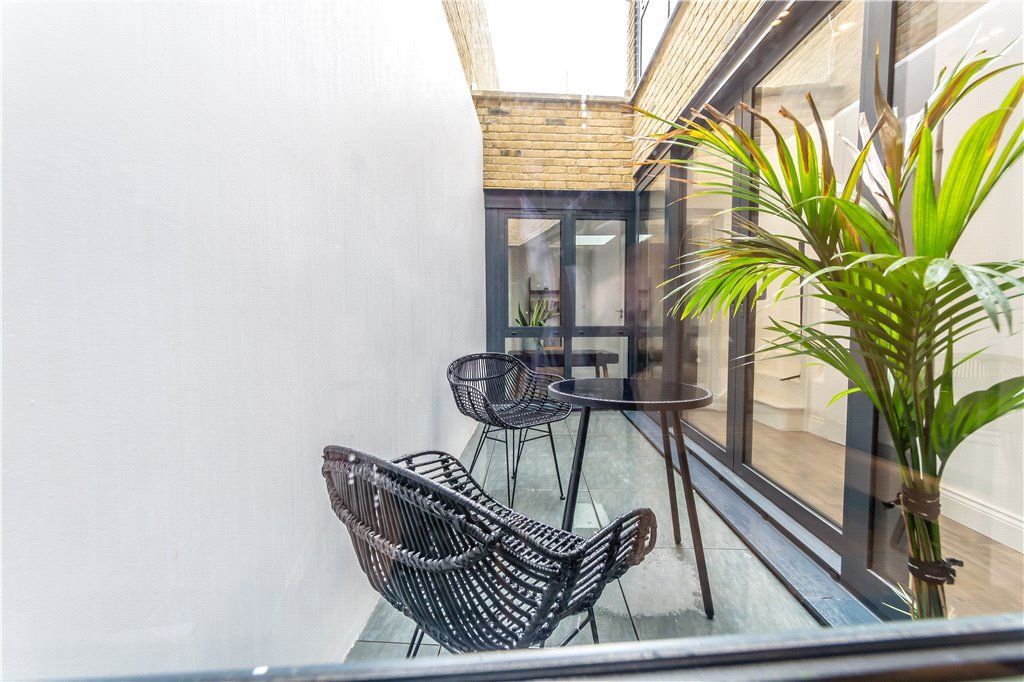 Property photo 3 of 20