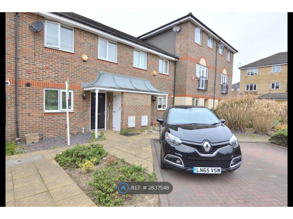 Property photo 1 of 10 Front House