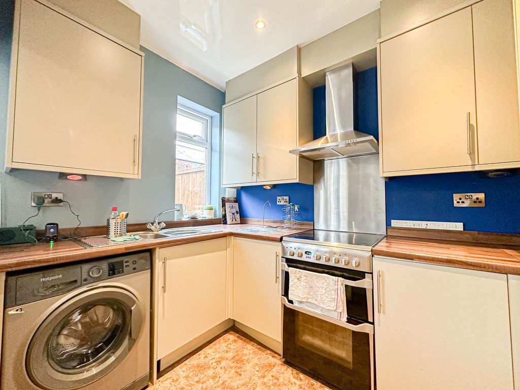 Property photo 2 of 16