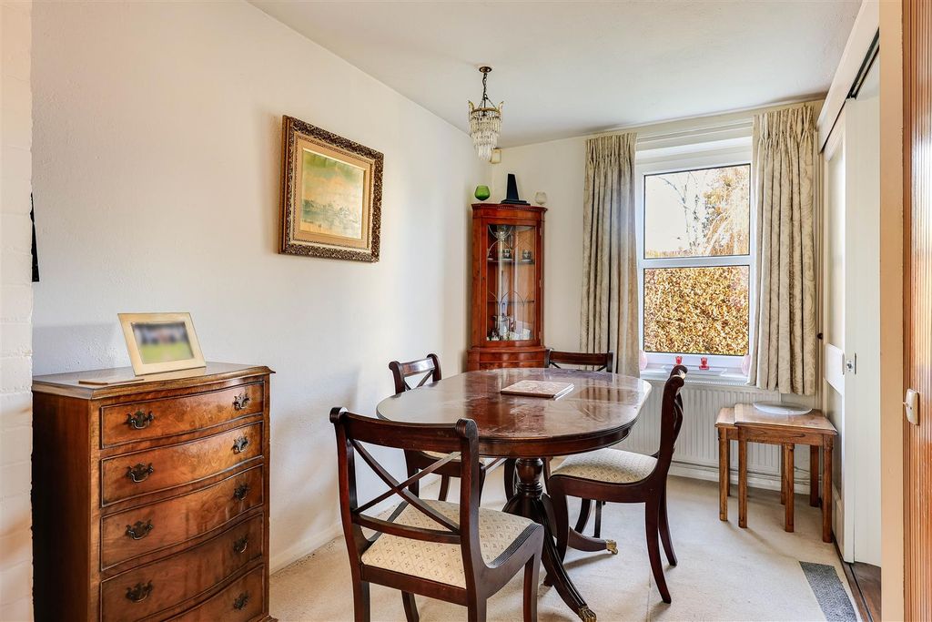 Property photo 3 of 13 Img (11).Jpg