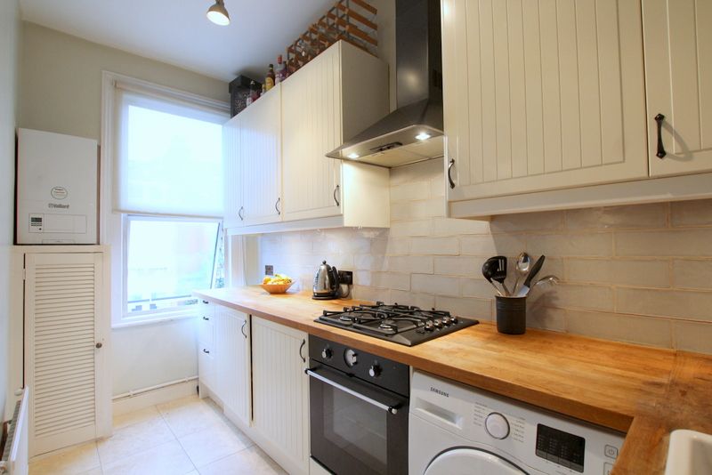 Property photo 3 of 8 3
